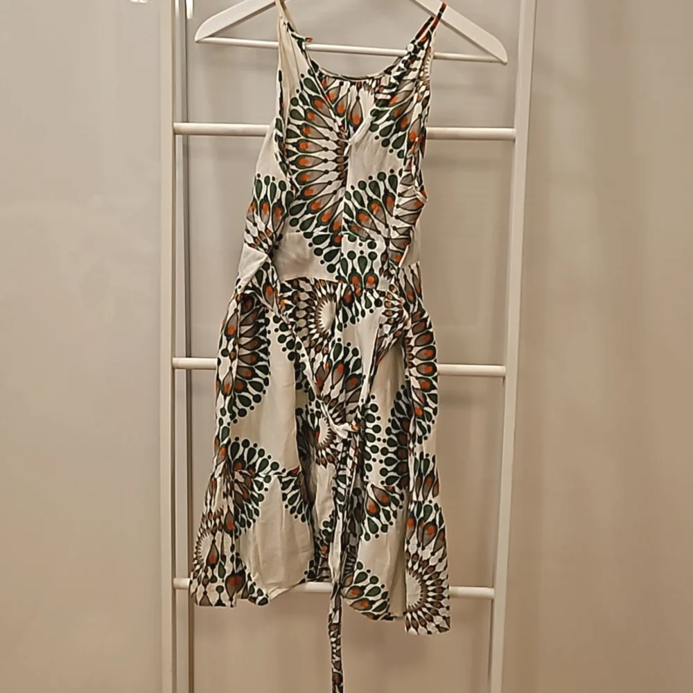 Patterned dress - Picture 2 of 3